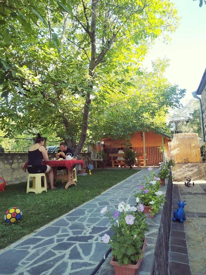 Guest House Nataly Jegegnadzor Kültér fotó