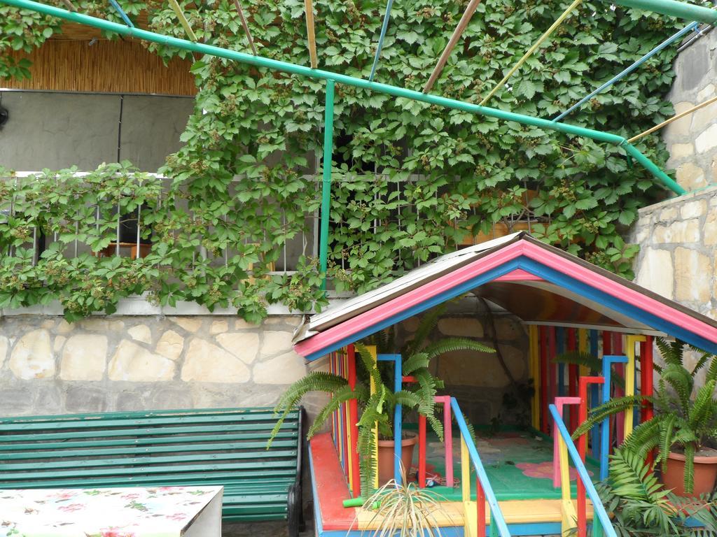Guest House Nataly Jegegnadzor Kültér fotó